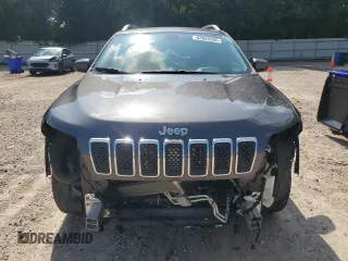 2020 Jeep Cherokee Latitude Plus z VIN 1C4PJMLN8LD543393, wystawiony jako Copart lot #63685385 z przebiegiem 173 921 mil mil oraz Czysty tytuł • Clean title. Historia ofert i sprzedaży dostępna na DreamBid. Obrazek 5.