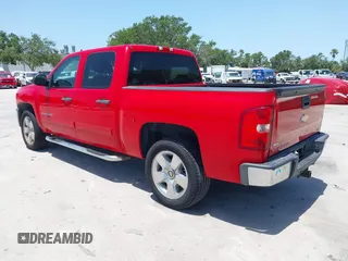2011 Chevrolet Silverado 1500 LT with VIN 3GCPCSE05BG360096, listed as a IAAI auction lot 42286136 with 208,072 mi miles and . Bid and sale history available at DreamBid. Image 3.