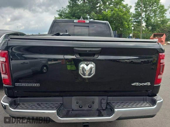 2023 Ram 1500 Big Horn z VIN 1C6RRFFG0PN574736, wystawiony jako IAAI lot #42832753 z przebiegiem 110 691 mil mil oraz . Historia ofert i sprzedaży dostępna na DreamBid. Obrazek 5.