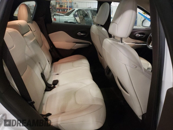 2017 Jeep Cherokee Overland с VIN 1C4PJMJS9HW620583, выставлен на аукционе Copart как лот 48708135 с пробегом 93 984 миль миль и Списание • Salvage title. История ставок и продаж доступна на DreamBid. Изображение 11.