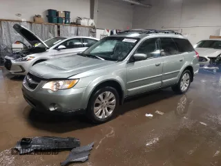 2009 Subaru Outback Limited z VIN 4S4BP66C997323598, wystawiony jako Copart lot #43008385 z przebiegiem 208 583 mil mil oraz Szkoda całkowita • Salvage title. Historia ofert i sprzedaży dostępna na DreamBid. Obrazek 1.
