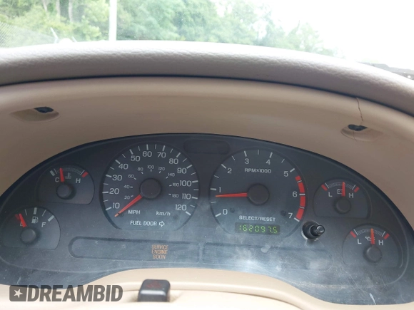 2003 Ford Mustang Standard with VIN 1FAFP40473F361166, listed as a IAAI auction lot 42616536 with 162,097 mi miles and . Bid and sale history available at DreamBid. Image 7.