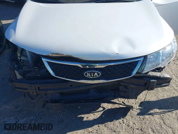 2013 Kia Forte SX with VIN KNAFW4A36D5663328, listed as a IAAI auction lot 41294354 with 172,637 mi miles. Bid and sale history available at carsss.com. Image 6.