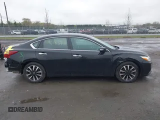 2018 Nissan Altima SR with VIN 1N4AL3AP9JC139011, listed as a IAAI auction lot 42018392 with 163,674 mi miles and . Bid and sale history available at carsss.com. Image 14.