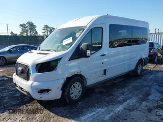 2024 Ford Transit Passenger XL with VIN 1FBAX2C85RKA16018, listed as a IAAI auction lot 41400715 with 13,842 mi miles. Bid and sale history available at carsss.com. Image 2.
