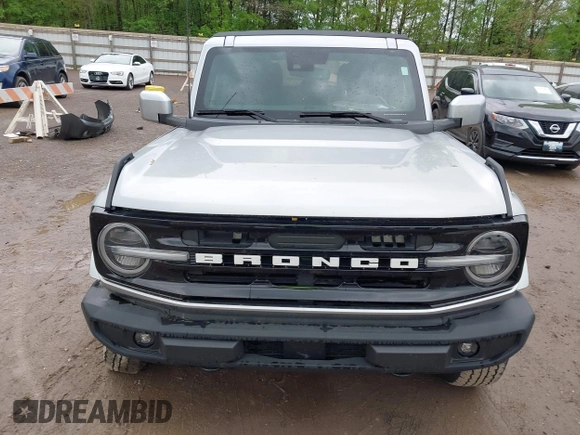 2022 Ford Bronco with VIN 1FMDE5DH0NLA98903, listed as a IAAI auction lot 42055569 with 39,893 mi miles and . Bid and sale history available at DreamBid. Image 12.