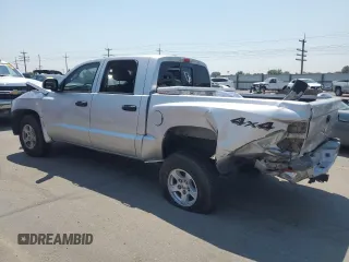 2007 Dodge Dakota SLT with VIN 1D7HW48P47S171560, listed as a Copart auction lot 62835354 with 175,505 mi miles and Salvage Title. Bid and sale history available at carsss.com. Image 2.