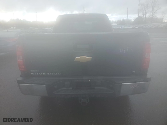 2010 Chevrolet Silverado 1500 LT with VIN 1GCSKSE31AZ128570, listed as a Copart auction lot 50063485 with 200,814 mi miles and Salvage Title. Bid and sale history available at carsss.com. Image 6.