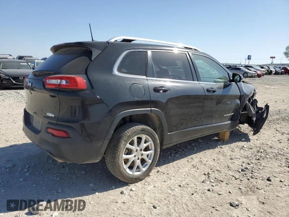 2017 Jeep Cherokee Latitude with VIN 1C4PJMCS4HW531565, listed as a Copart auction lot 52367645 with 40,781 mi miles and Salvage Title. Bid and sale history available at DreamBid. Image 3.