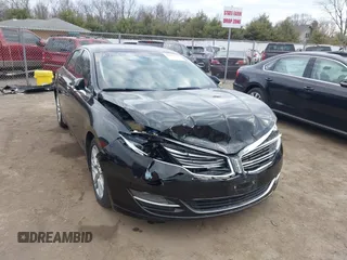 2014 Lincoln MKZ z VIN 3LN6L2G90ER832698, wystawiony jako IAAI lot #41887879 z przebiegiem 141 798 mil mil oraz . Historia ofert i sprzedaży dostępna na DreamBid. Obrazek 1.