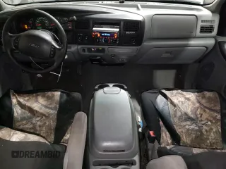 2005 Ford Excursion Special Serv z VIN 1FMSU41P25EC24926, wystawiony jako Copart lot #83532424 z przebiegiem 176 253 mil mil oraz Czysty tytuł • Clean title. Historia ofert i sprzedaży dostępna na DreamBid. Obrazek 8.