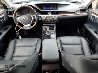 2015 Lexus ES 330 z VIN JTHBK1GG0F2187215, wystawiony jako Copart lot #64218905 z przebiegiem 276 498 mil mil oraz Szkoda całkowita • Salvage title. Historia ofert i sprzedaży dostępna na DreamBid. Obrazek 8.