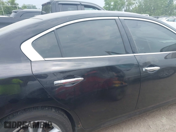 2014 Nissan Maxima S with VIN 1N4AA5AP6EC496752, listed as a IAAI auction lot 42682779 with 211,456 mi miles and . Bid and sale history available at DreamBid. Image 13.