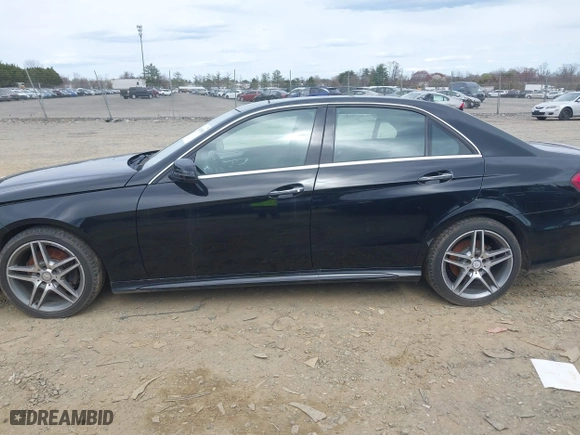 2015 Mercedes-Benz E-Class E 400 with VIN WDDHF6HB3FB159219, listed as a IAAI auction lot 41888536 with 99,130 mi miles. Bid and sale history available at carsss.com. Image 14.