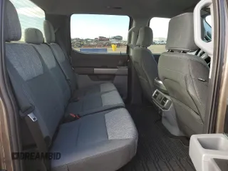 2023 Ford F-150 Lightning Pro с VIN 1FT6W1EV6PWG39428, выставлен на аукционе Copart как лот 46041815 с пробегом 3 396 миль миль и Списание • Salvage title. История ставок и продаж доступна на DreamBid. Изображение 10.