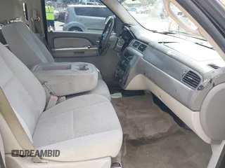 2007 Chevrolet Avalanche LTZ with VIN 3GNFK12397G318522, listed as a IAAI auction lot 42149541 with 182,708 mi miles and . Bid and sale history available at DreamBid. Image 5.