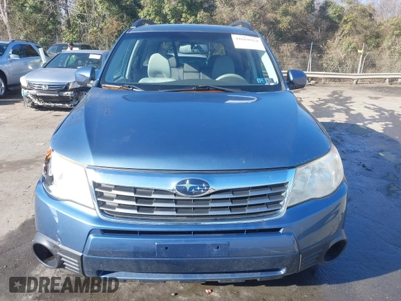 2010 Subaru Forester 2.5X Premium with VIN JF2SH6CC5AH800582, listed as a IAAI auction lot 41669924 with 134,501 mi miles. Bid and sale history available at carsss.com. Image 12.