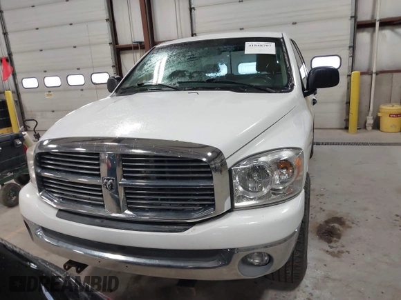2008 Dodge 1500 SLT with VIN 1D7HU18NX8J120235, listed as a IAAI auction lot 41848707 with 168,281 mi miles. Bid and sale history available at carsss.com. Image 12.