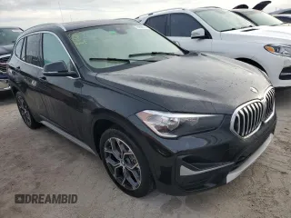 2022 BMW X1 sDrive28i with VIN WBXJG7C00N5V11452, listed as a Copart auction lot 76999614 with 0 mi miles and Non Repairable. Bid and sale history available at carsss.com. Image 4.