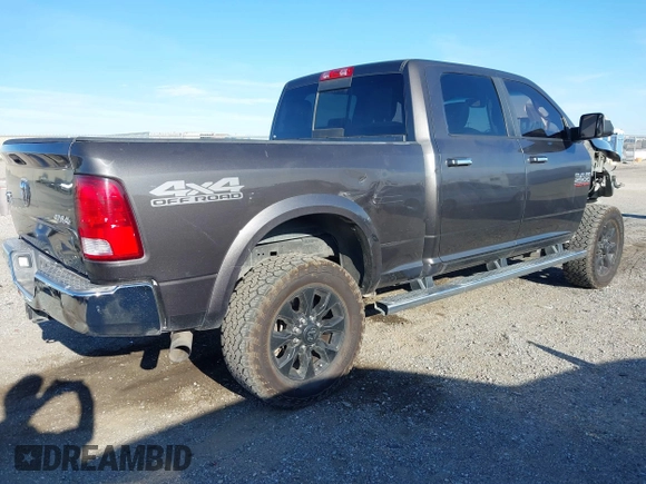 2018 Ram 2500 Big Horn with VIN 3C6UR5DL2JG217613, listed as a IAAI auction lot 41787606 with 101,712 mi miles. Bid and sale history available at carsss.com. Image 4.