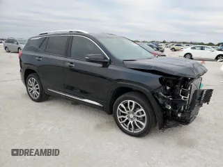 2024 GMC Terrain Denali with VIN 3GKALXEGXRL231017, listed as a Copart auction lot 86721694 with 2,232 mi miles and Salvage Title. Bid and sale history available at carsss.com. Image 4.