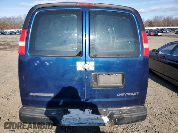 2003 Chevrolet Express Cargo with VIN 1GCFG25T731122552, listed as a Copart auction lot 41517865 with Not Provided miles and Clean Title. Bid and sale history available at DreamBid. Image 6.