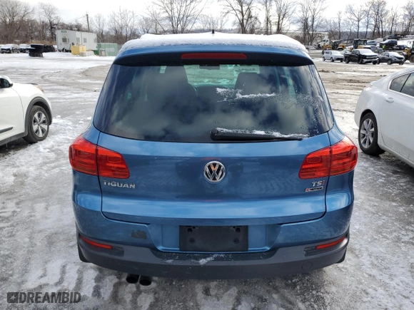2017 Volkswagen Tiguan Wolfsburg Edition with VIN WVGSV7AX9HK007118, listed as a Copart auction lot 45331715 with 196,481 mi miles and Clean Title. Bid and sale history available at carsss.com. Image 6.