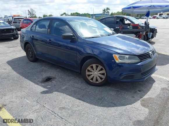 2014 Volkswagen Jetta Sedan S with VIN 3VW2K7AJ9EM391783, listed as a IAAI auction lot 41623537 with 181,097 mi miles. Bid and sale history available at carsss.com. Image 1.