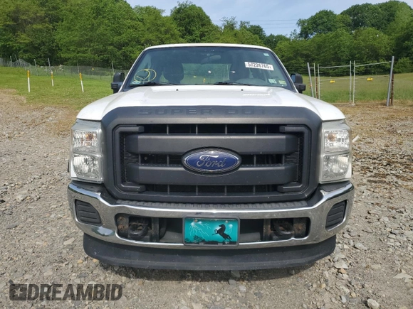 2015 Ford F-250 XLT z VIN 1FT7X2B67FEC38043, wystawiony jako Copart lot #57226765 z przebiegiem 196 064 mil mil oraz Szkody całkowita. Historia ofert i sprzedaży dostępna na DreamBid. Obrazek 5.