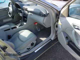 2003 Mercedes-Benz C 230 Kompressor with VIN WDBRF40J23F403676, listed as a IAAI auction lot 40175339 with 16,845 mi miles and . Bid and sale history available at DreamBid. Image 5.