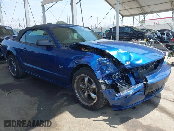 2007 Ford Mustang GT Deluxe with VIN 1ZVFT85H875257335, listed as a IAAI auction lot 42489672 with 50,334 mi miles and . Bid and sale history available at DreamBid. Image 1.