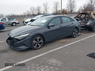 2023 Hyundai Elantra SEL z VIN KMHLS4AG7PU574863, wystawiony jako IAAI lot #41015045 z przebiegiem 18 714 mil mil oraz . Historia ofert i sprzedaży dostępna na DreamBid. Obrazek 2.