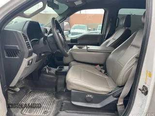 2019 Ford F-250 XL z VIN 1FT7W2BT4KEC69138, wystawiony jako IAAI lot #42658515 z przebiegiem 31 381 mil mil oraz . Historia ofert i sprzedaży dostępna na DreamBid. Obrazek 2.