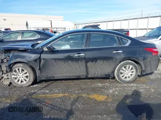 2017 Nissan Altima SV with VIN 1N4AL3AP6HC272870, listed as a IAAI auction lot 41437321 with 167,149 mi miles and . Bid and sale history available at carsss.com. Image 15.