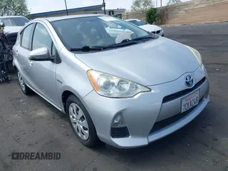 2013 Toyota Prius One with VIN JTDKDTB37D1542993, listed as a IAAI auction lot 42043822 with 141,260 mi miles and . Bid and sale history available at DreamBid. Image 1.