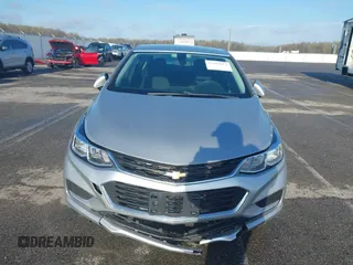 2017 Chevrolet Cruze LS z VIN 1G1BC5SM7H7244219, wystawiony jako IAAI lot #41905112 z przebiegiem 177 773 mil mil oraz . Historia ofert i sprzedaży dostępna na DreamBid. Obrazek 12.