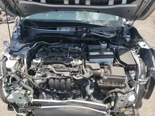 2022 Toyota Corolla Cross L with VIN 7MUAAAAG4NV034987, listed as a Copart auction lot 61808595 with 33,333 mi miles and Salvage title. Bid and sale history available at DreamBid. Image 15.