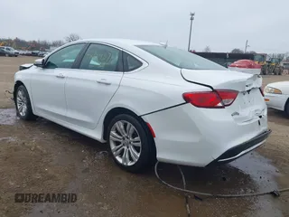 2015 Chrysler 200 Limited с VIN 1C3CCCABXFN588950, выставлен на аукционе IAAI как лот 42014371 с пробегом 152 928 миль миль и . История ставок и продаж доступна на DreamBid. Изображение 3.