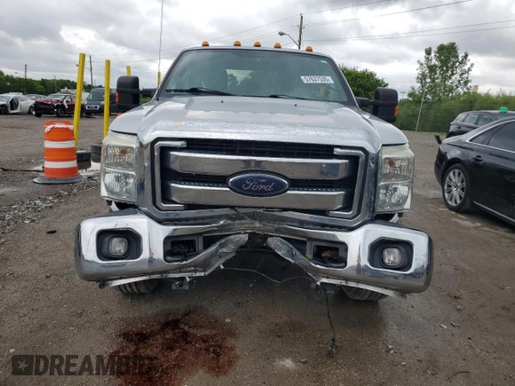 2013 Ford F-350 Platinum with VIN 1FT8W3BT6DEB44526, listed as a Copart auction lot 57637535 with 195,662 mi miles and Salvage title. Bid and sale history available at DreamBid. Image 5.