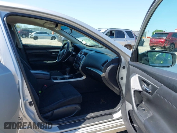 2015 Nissan Altima SL with VIN 1N4AL3AP9FC260919, listed as a IAAI auction lot 41986331 with 145,634 mi miles and . Bid and sale history available at DreamBid. Image 5.