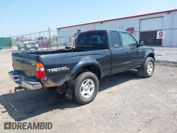 2004 Toyota Tacoma with VIN 5TEWN72N44Z344708, listed as a IAAI auction lot 40095002 with 136,791 mi miles and . Bid and sale history available at DreamBid. Image 4.
