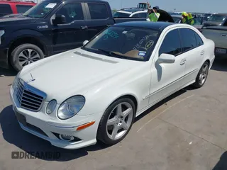 2009 Mercedes-Benz E-Class Luxury 3.5L with VIN WDBUF56X19B430167, listed as a IAAI auction lot 41862354 with 170,835 mi miles. Bid and sale history available at carsss.com. Image 2.