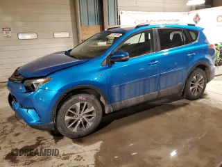 2017 Toyota RAV4 Hybrid XLE with VIN JTMRJREV4HD102337, listed as a Copart auction lot 44104105 with 112,761 mi miles and Salvage Title. Bid and sale history available at carsss.com. Image 1.