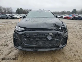 2024 Audi Q8 Premium Plus with VIN WA1EVBF1XRD016466, listed as a Copart auction lot 86652034 with 6,139 mi miles and Salvage Title. Bid and sale history available at carsss.com. Image 5.