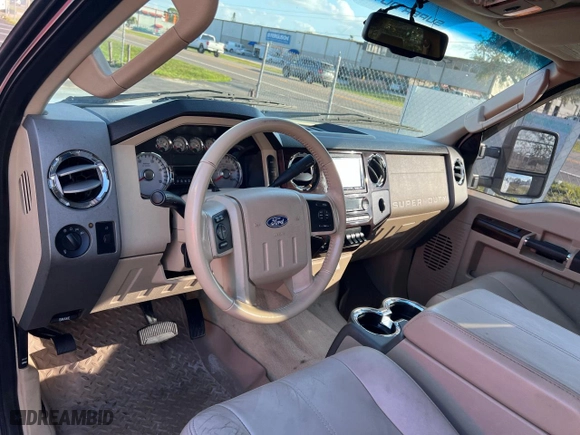 2008 Ford Super Duty F-350 DRW XL with VIN 1FTWW33R98EA23148, listed as a Copart auction lot 81268124 with 252,851 mi miles and Clean Title. Bid and sale history available at carsss.com. Image 9.