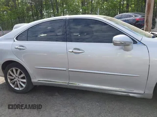 2011 Lexus ES with VIN JTHBK1EG7B2445629, listed as a IAAI auction lot 42177014 with 124,034 mi miles. Bid and sale history available at carsss.com. Image 13.