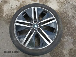 2017 BMW i3 z VIN WBY1Z8C5XHV889564, wystawiony jako IAAI lot #42239516 z przebiegiem 54 400 mil mil oraz . Historia ofert i sprzedaży dostępna na DreamBid. Obrazek 12.