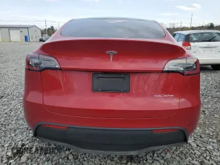 2022 Tesla Model Y Long Range z VIN 7SAYGDEE6NA019719, wystawiony jako Copart lot #52945125 z przebiegiem 9102 mil mil oraz Szkody całkowita. Historia ofert i sprzedaży dostępna na DreamBid. Obrazek 6.