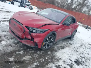 2021 Ford Mustang Mach-E Premium с VIN 3FMTK3SS8MMA61778, выставлен на аукционе IAAI как лот 41437558 с пробегом 77 270 миль миль и . История ставок и продаж доступна на DreamBid. Изображение 17.
