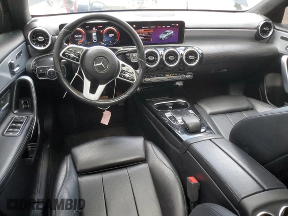 2020 Mercedes-Benz A 220 z VIN WDD3G4FB1LW038417, wystawiony jako Copart lot #56634795 z przebiegiem 88 845 mil mil oraz Czysty tytuł • Clean title. Historia ofert i sprzedaży dostępna na DreamBid. Obrazek 8.